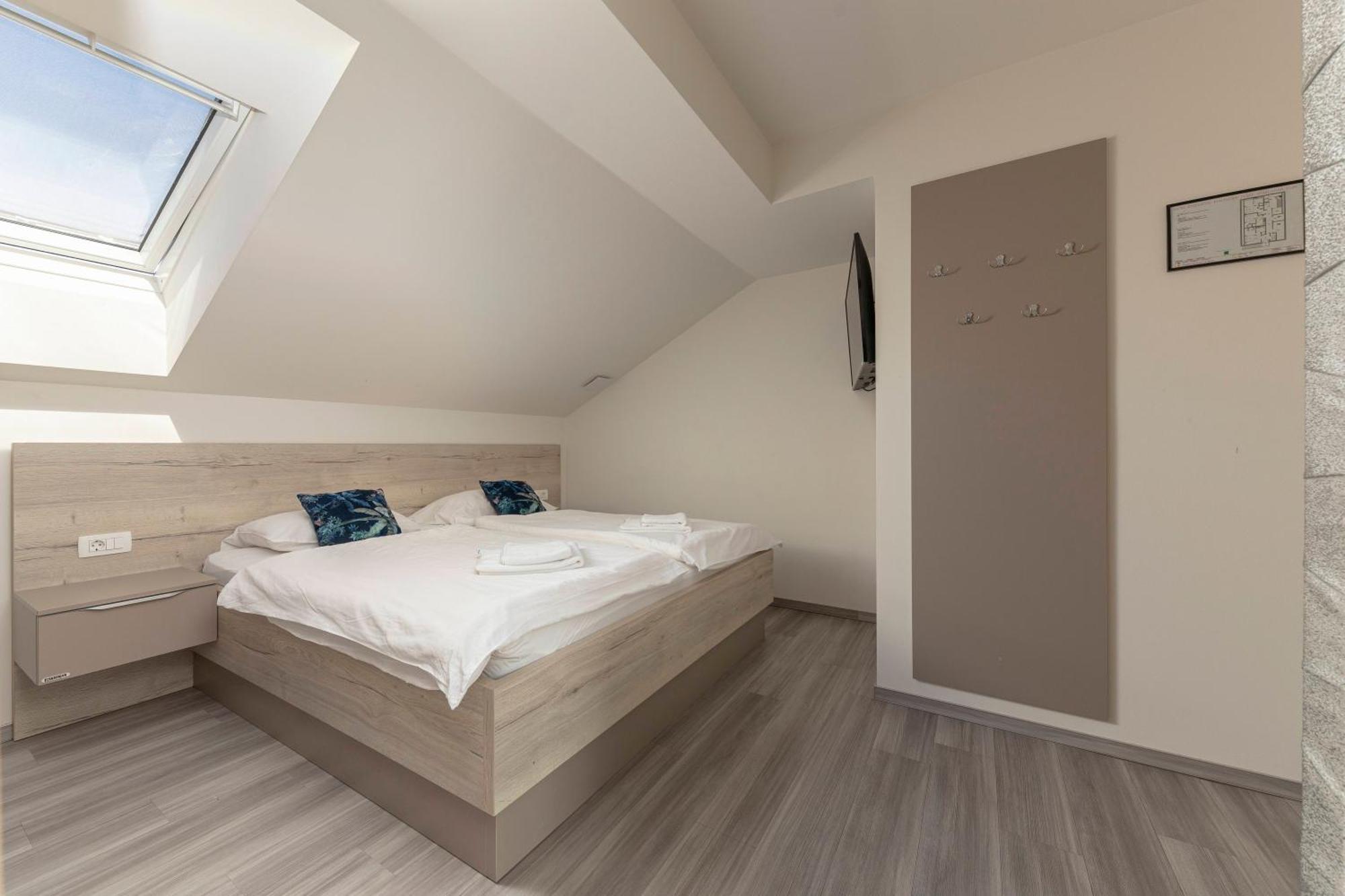 Rooms S Center Slovenske Konjice Luaran gambar